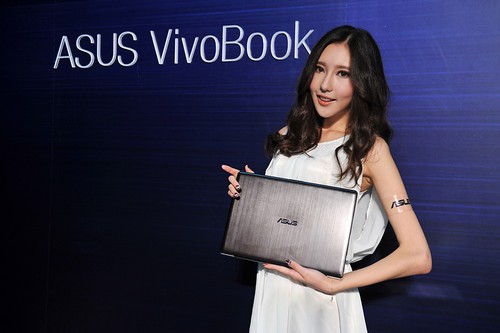 玩转win8触控 华硕VivoBook S200E/S400CA笔记本开售 