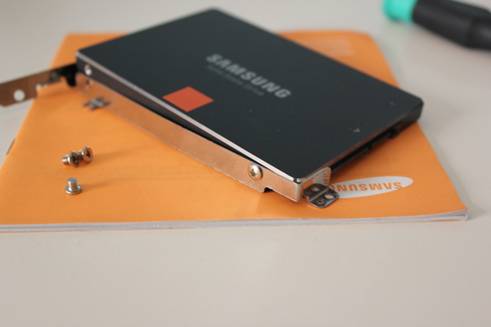 　轻松体验爽快操作笔记本换装三星840SSD教程 