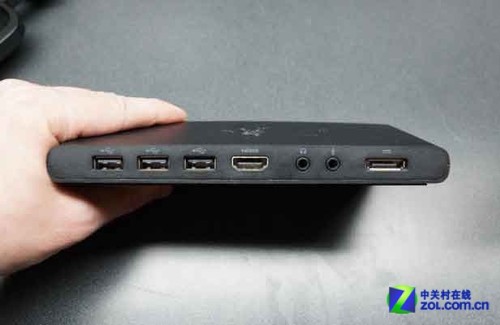 ͻ Razer EdgeϷƽԲ 