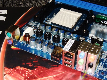 ˹�ʹ�ˣ�Spark��M2A581-PBͼƬ���� ��6�� -ZOL�йش����ߵ�6��