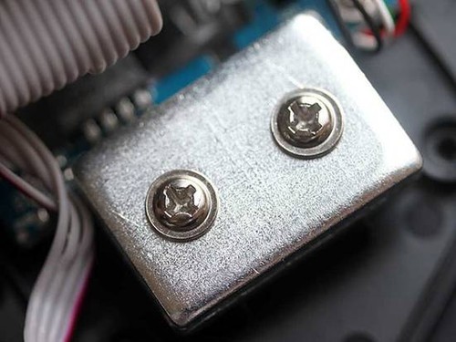 　凌豹牧马人全背光游戏鼠标深度拆解 