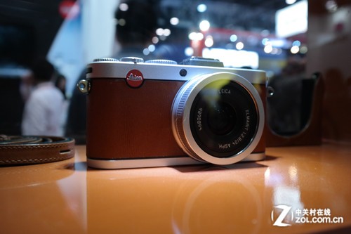 E2013:徕卡也走时尚范 大师德味毒_徕卡 X2_