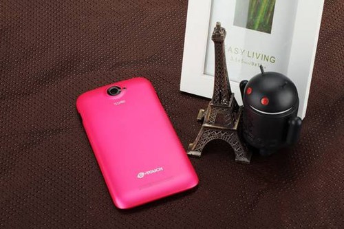 　5.0寸大屏幕+亮丽彩壳天语