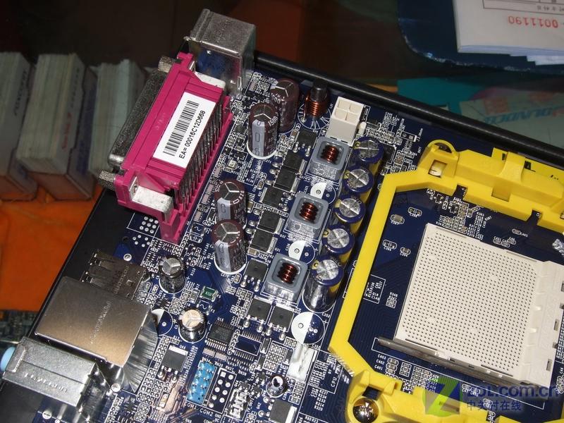 ��ʿ����Foxconn��A690VM2MA-RS2HͼƬ���� ��2�� -ZOL�йش����ߵ�2��