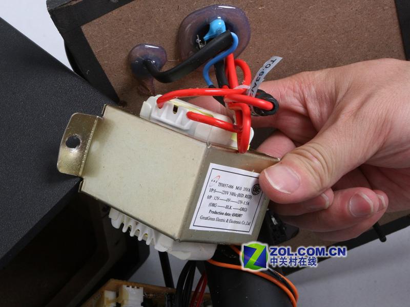 �ж�2.1����������! ����M10ȫ���ײ�ͼƬ����,ͼ26-ZOL�йش����ߵ�26��