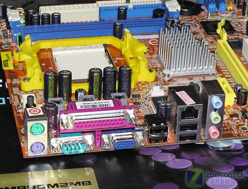 ��ʿ����Foxconn��K8M890M2MB-RS2HͼƬ���� ��2�� -ZOL�йش����ߵ�2��