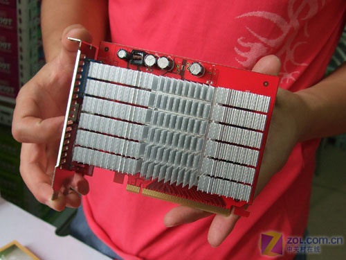 ���ONDA��HD 2400PRO 256MB DDR2ͼƬ���� ��5�� -ZOL�йش����ߵ�5��