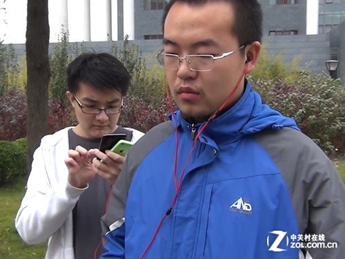 "":LG G2/ iPhone 5c˭ 