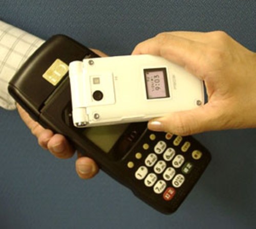 手机携手银行 日本运营商移动支付启示录 