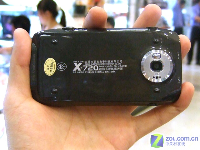 ����X-720 Plus��1GB�� ��1��