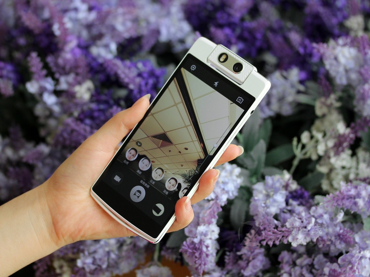 一个朋友偷了一部OPPO手机是初犯现在拘留了