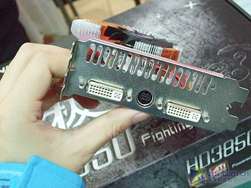 ˫����UNIKA���޼�HD3850���ս����ͼƬ���� ��23�� -ZOL�йش����ߵ�23��