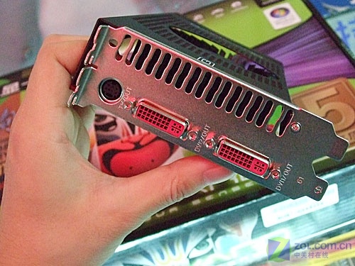 Gainward�����N��8800GT ������ͼƬ���� ��3�� -ZOL�йش����ߵ�3��