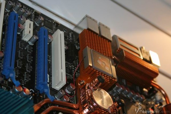 ��Ƶ���ֳ����� Ӣ�ض�45nm̨��ʡ����ͼƬ����,ͼ7-ZOL�йش����ߵ�7��
