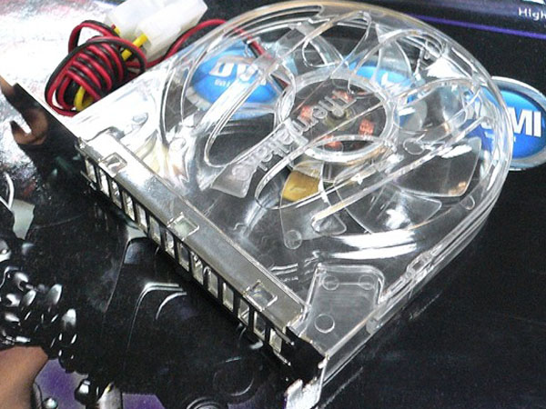 ������Sapphire��ʯHD 2600XT DDR4�����2��ͼƬ���� ��5�� -ZOL�йش����ߵ�5��