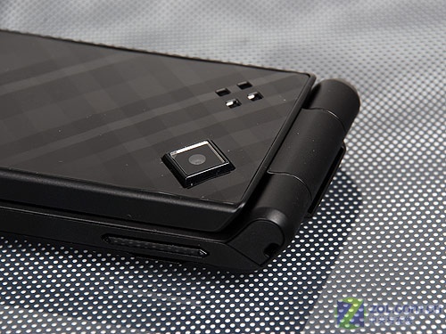 ���ᰮ���ţ�Sony Ericsson��Z555iͼƬ���� ��45�� -ZOL�йش����ߵ�45��
