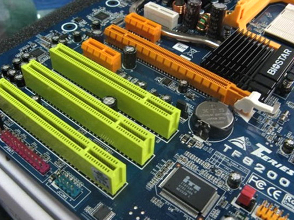 ӳ̩��BIOSTAR��TF8200 A2+ͼƬ���� ��2�� -ZOL�йش����ߵ�2��