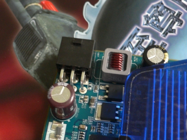 ������Sapphire��ʯHD3650 512M GDDR4�����ͼƬ���� ��16�� -ZOL�йش����ߵ�16��