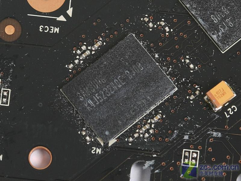 ˫����UNIKA���޼�9800GTX��һƽ��ͼƬ���� ��6�� -ZOL�йش����ߵ�6��