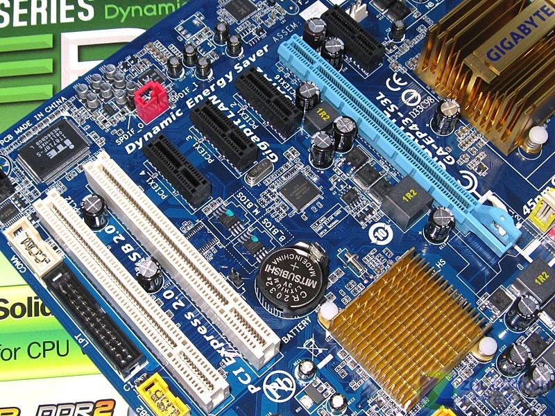 ���Σ�GIGABYTE��GA-EP43-S3L ��1��