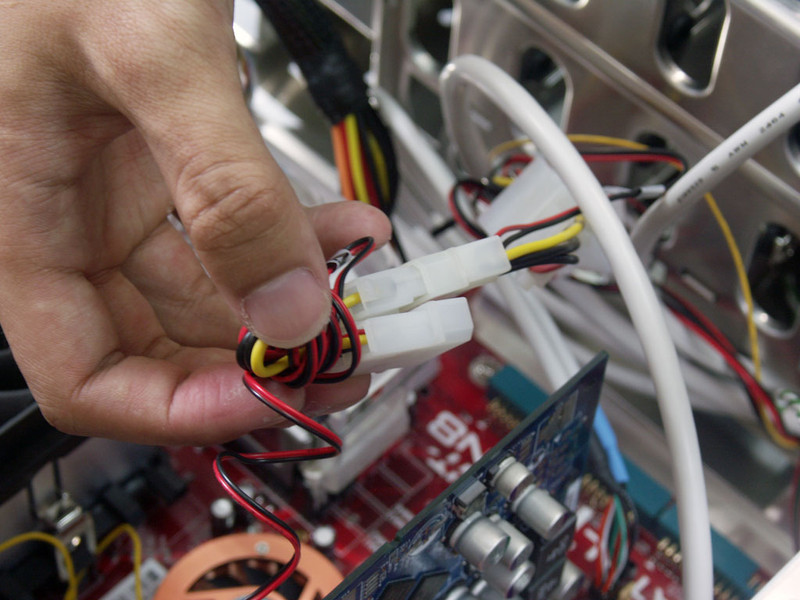 �ɾͲ���װ������ PCI-Eװ��ȫ����ͼƬ����,ͼ17-ZOL�йش����ߵ�17��