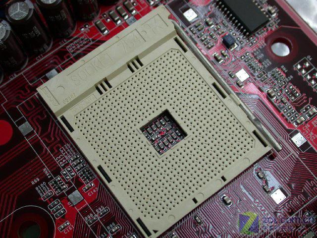 ֧��DDR2 AMD��һ��M2/S1/F�ӿ����ͼƬ����,ͼ2-ZOL�йش����ߵ�2��