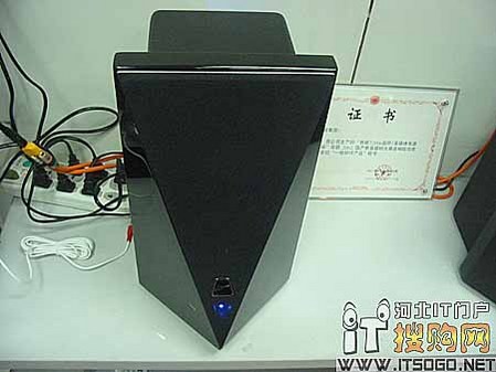 极品真经典 惠威 T200A 顶级桌面音箱_MOTO