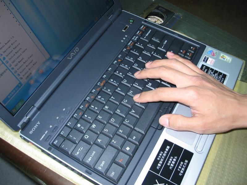 ���ᣨSONY��VGN-BX145CPͼƬ���� ��11�� -ZOL�йش����ߵ�11��
