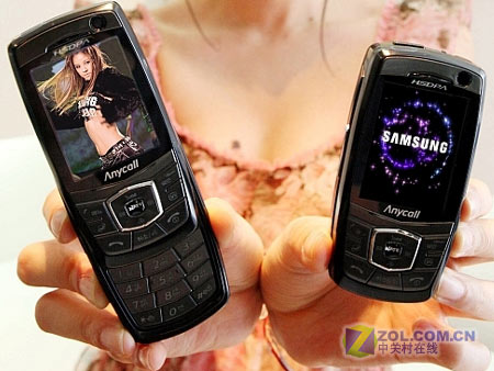 ��WCDMA��7-10�� 200��AF����W200����ͼƬ����,ͼ1-ZOL�йش����ߵ�1��