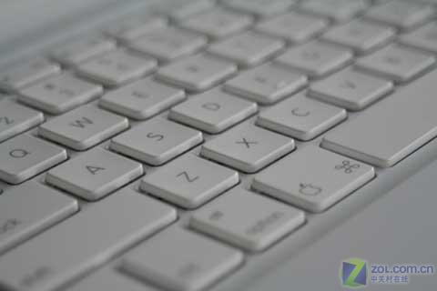 ƻ��13.3Ӣ�����˫�˱�MacBook����ͼƬ����,ͼ1-ZOL�йش����ߵ�1��