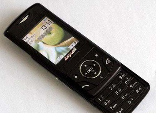 ���ǣ�Samsung��D528ͼƬ���� ��6�� -ZOL�йش����ߵ�6��