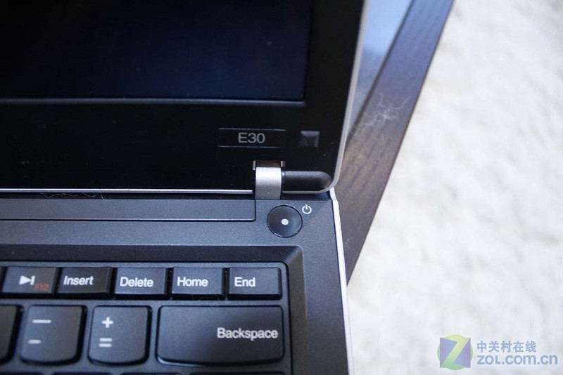 ���������� Ů������ThinkPad��С�챾��ͼƬ����,ͼ18-ZOL�йش����ߵ�18��
