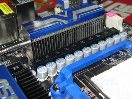  880G EXTREME3 