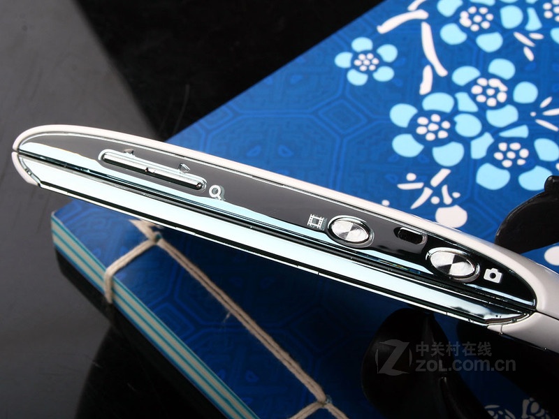 �����ƶ����ᰮ����U8i��Vivaz Pro��ͼƬ���� ��78�� -ZOL�йش����ߵ�78��