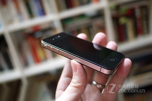 ����Ҳ���Լ۱� ƻ��iPhone 4��3799Ԫ