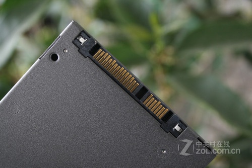 �ȶ��ɿ� ��ʿ��30G��̬Ӳ�̽������� 