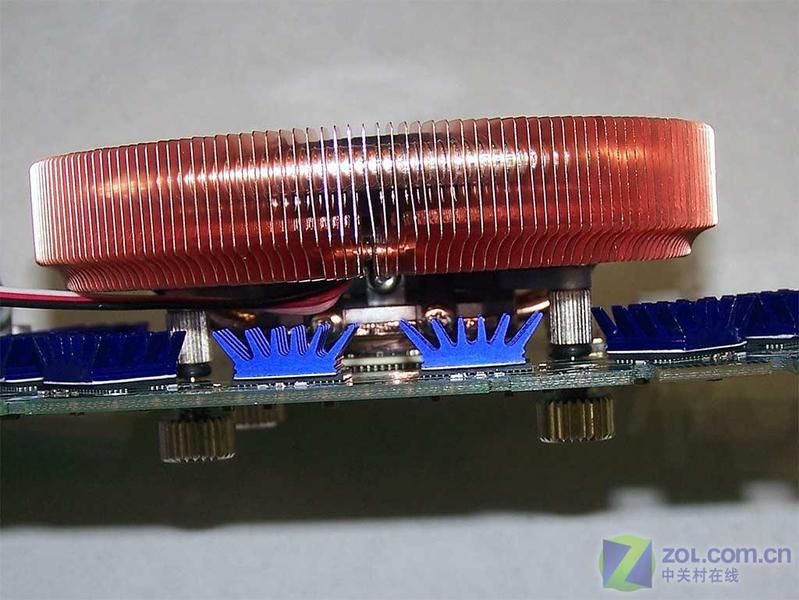 ӳ�ڣ�Inno3D��Inno3D 7900GT������ذ�ͼƬ���� ��12�� -ZOL�йش����ߵ�12��