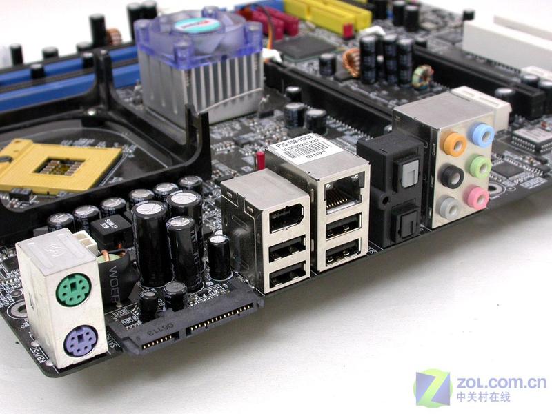 Core���� AOpen 975Xa-YDG��½ZOLͼƬ����,ͼ16-ZOL�йش����ߵ�16��