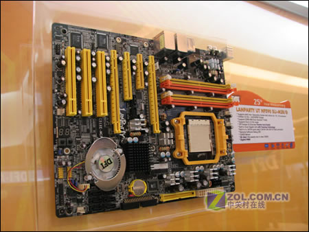 ѹ����˶ ��ʯ����computex�ϳ���ͷͼƬ����,ͼ8-ZOL�йش����ߵ�8��