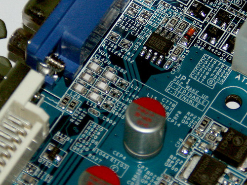 ���������Լ۱ȣ����u890GX��Ʒ����499 