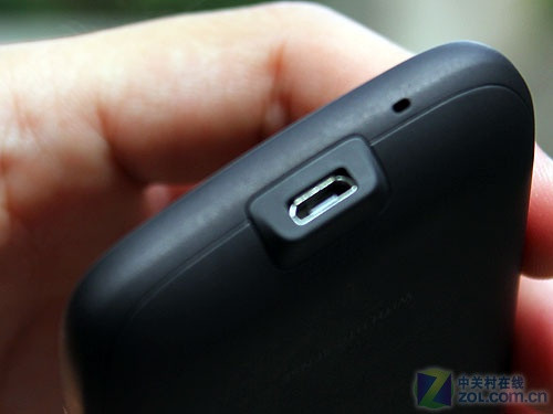 Android2.2行货Desire HTC渴望A8180评测