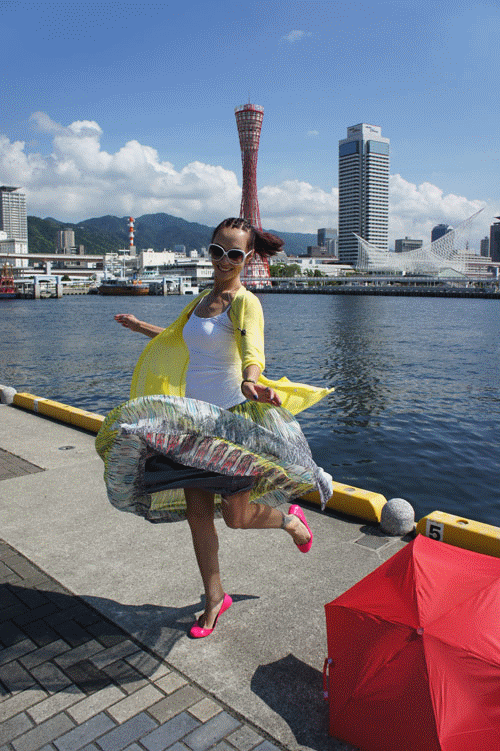 10张/秒高速连拍后制成的gif图片