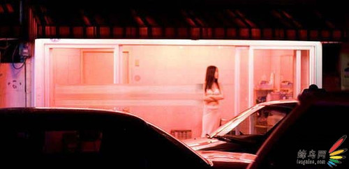 其中有一个比较著名的色情区就在里汉城著名的