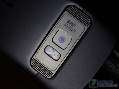 Symbian^3第二弹 800万像素诺基亚C7图赏