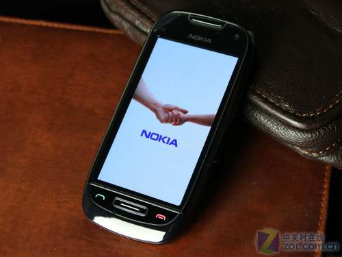 Symbian^3第二弹 800万像素诺基亚C7图赏