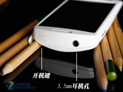 800MHz+Android2.1 三星I6500U外观评测