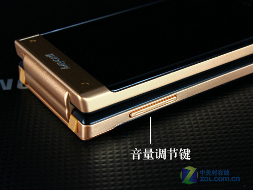 Android2.2双触控屏 三星W899静态评测