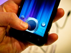 强悍双核野兽机 超强HTC EVO 3D震撼到货