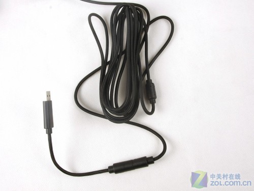 反抗无用 Razer昂萨凌豹赛事级手柄首测