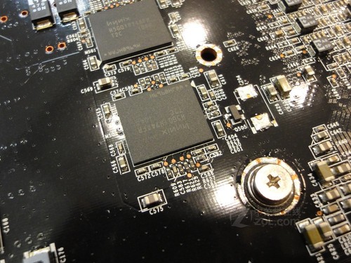 1999Ԫ�͵�Դ ����GTX560������ȴ��� 